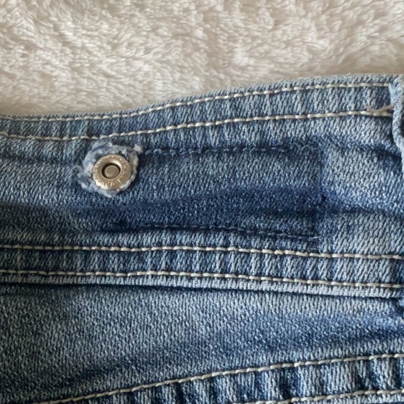 BONGO Women's vintage capris - Picture 8 of 10